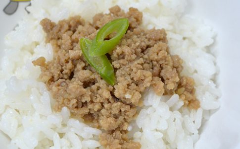 そぼろ丼